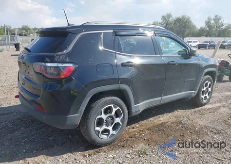 2022 Jeep Compass Trailhawk 4X4 из США, поврежденный, VIN 3C4NJDDB8NT111802